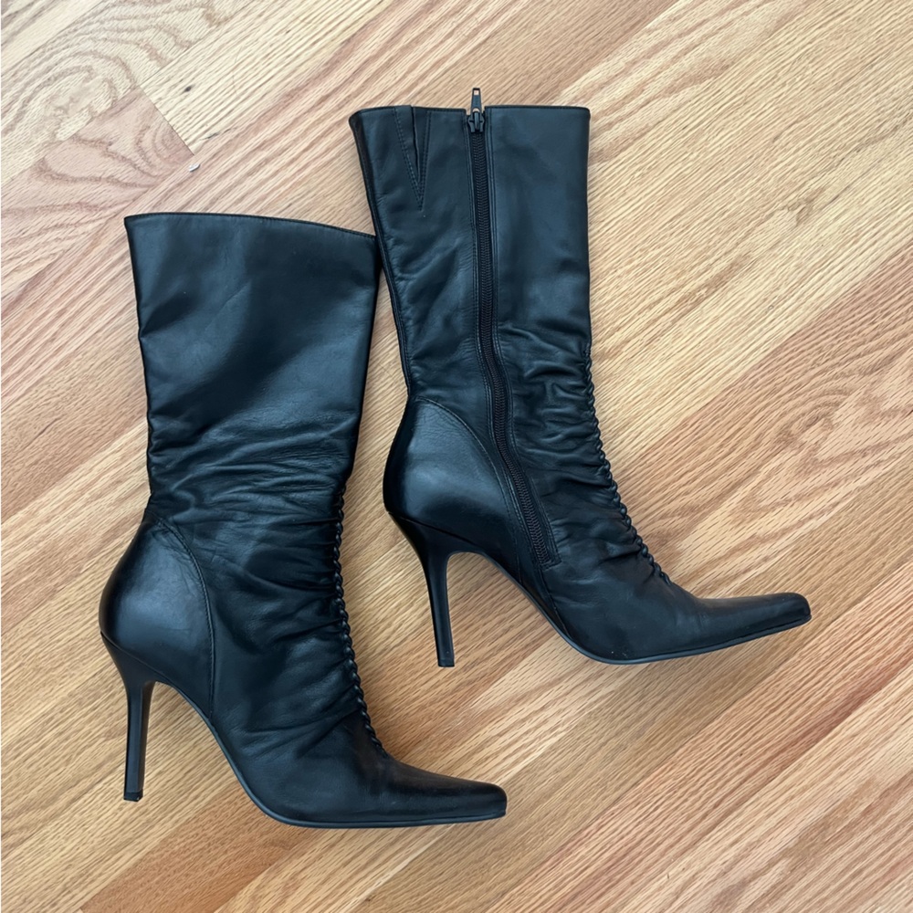 GENUINE LEATHER Vintage Steve Madden Pointed Toe Kitten Heel Boots Never Worn!!!